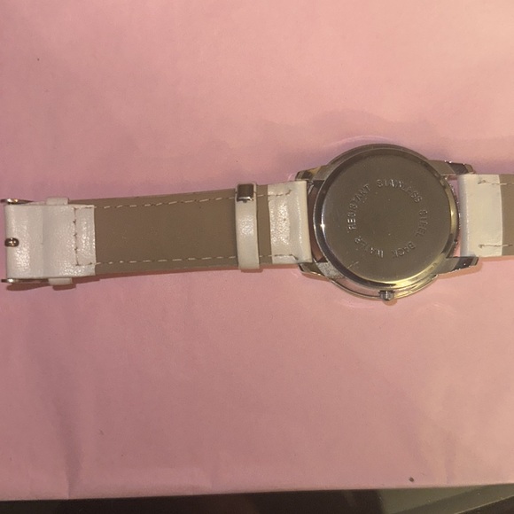 Hello Kitty 5702 Large Face Watch White Leather Band w/ 6 Diamonds. Black Band. - Picture 7 of 12